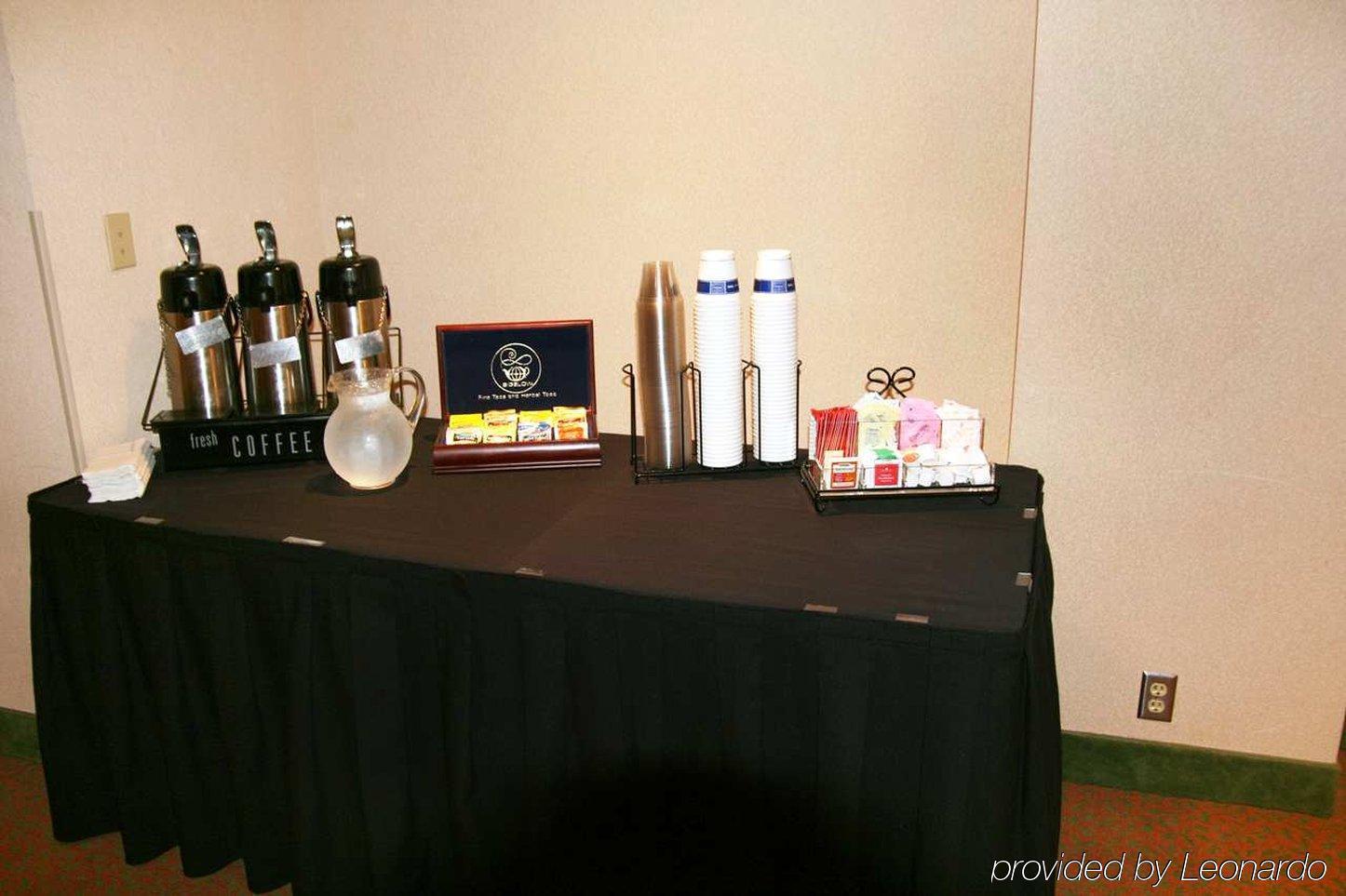 Hampton Inn Baltimore/White Marsh Restoran gambar